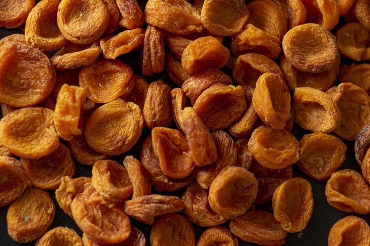 Dried Apricots 100g.